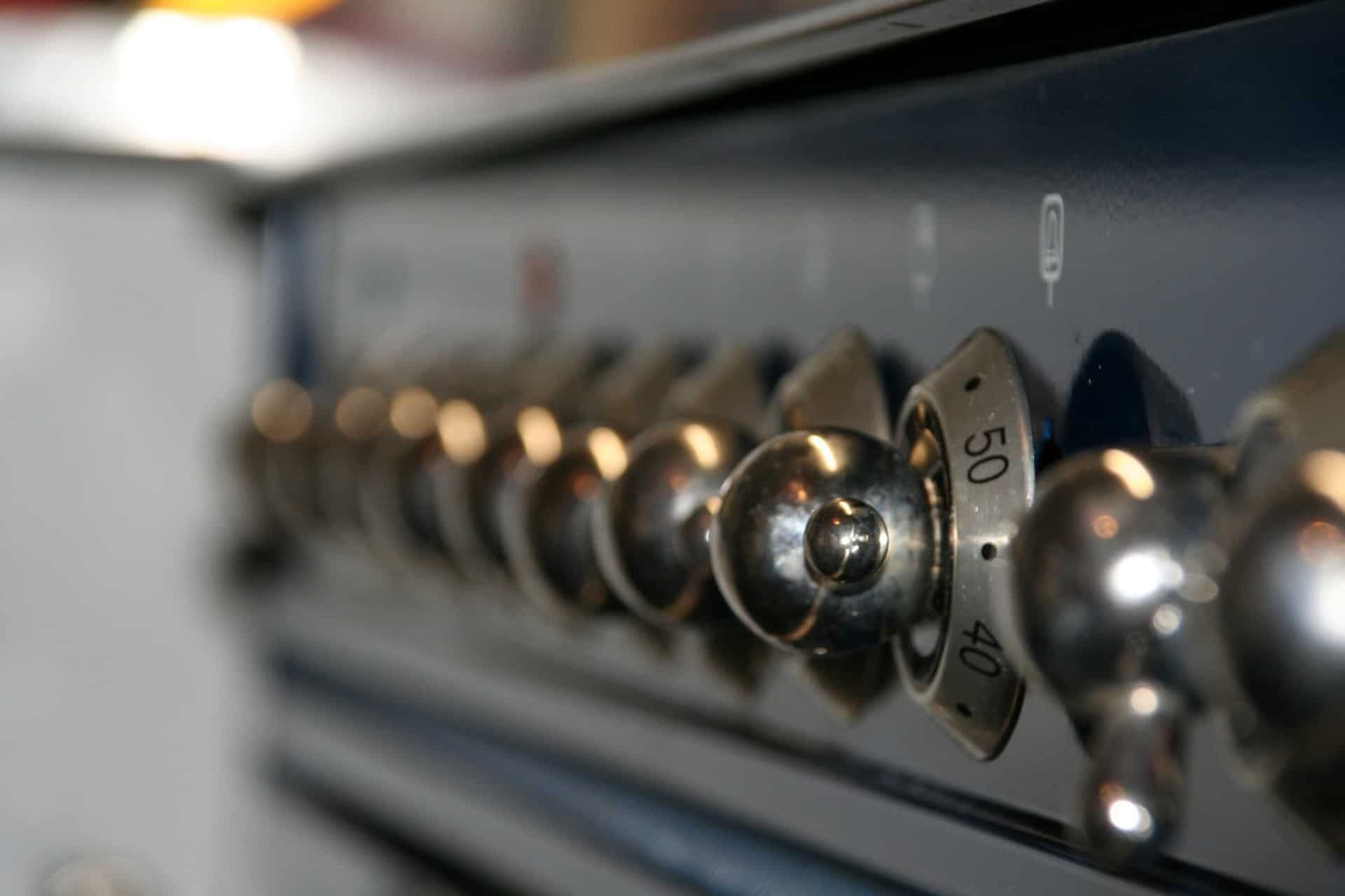 Je oven schoonmaken, zo doe je dat